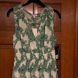 Current Air Green and White Sleeveless Dress